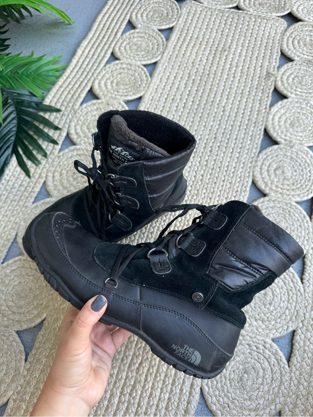 The North Face Black Suede Insulated Winter Snow Boots Sz 9.5
